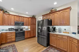 1838 Meridian Dr, Hagerstown, MD 21742 - Photo 12