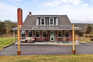 14628 Hollow Rd, Hancock, MD 21750 - Photo 4