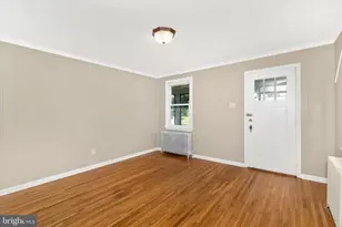 360 S Cleveland Ave, Hagerstown, MD 21740 - Photo 6