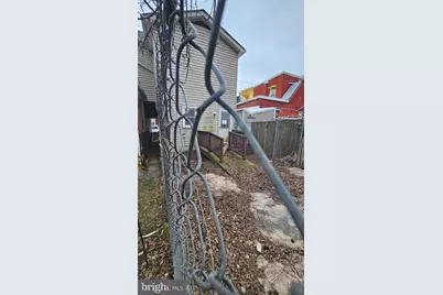 10 E Lee Street, Hagerstown, MD 21740 - Photo 2