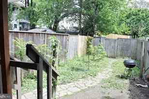 236 N Locust St, Hagerstown, MD 21740 - Photo 22