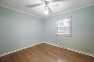 1056 Valleybrook Dr, Hagerstown, MD 21742 - Photo 28