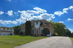 11018 Shalom Ln, Hagerstown, MD 21742 - Photo 2