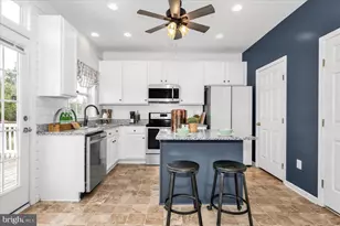 9349 Morning Walk Dr, Hagerstown, MD 21740 - Photo 18