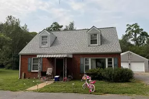 9947 Crossfield Rd, Hagerstown, MD 21740 - Photo 6