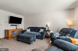 613 Westwood St, Hagerstown, MD 21740 - Photo 6