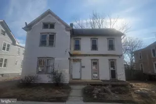 418 McDowell Ave, Hagerstown, MD 21740 - Photo 1