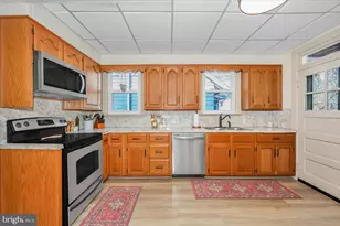 104 Cypress St, Hagerstown, MD 21742 - Photo 18