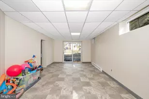 104 Cypress St, Hagerstown, MD 21742 - Photo 40