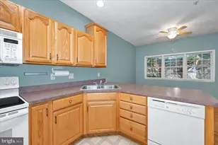 279 Sunbrook Ln, Hagerstown, MD 21742 - Photo 14