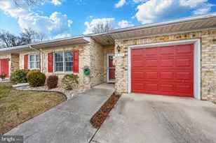 279 Sunbrook Ln, Hagerstown, MD 21742 - Photo 40