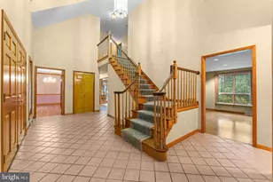 18903 Manchester Dr, Hagerstown, MD 21742 - Photo 6