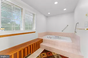 18903 Manchester Dr, Hagerstown, MD 21742 - Photo 44