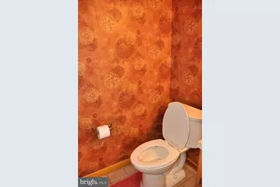18903 Manchester Drive, Hagerstown, MD 21742 - Photo 16