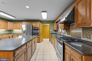 18903 Manchester Dr, Hagerstown, MD 21742 - Photo 28