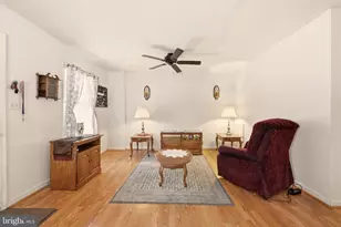 18030 Edith Ave, Maugansville, MD 21767 - Photo 6