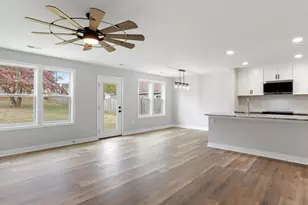 325 Devonshire Rd, Hagerstown, MD 21740 - Photo 10