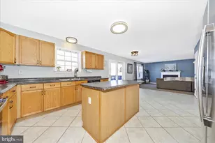 7 Rockingham Dr, Keedysville, MD 21756 - Photo 8