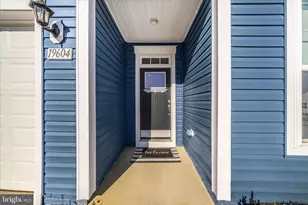 19604 Lavender Ln, Hagerstown, MD 21742 - Photo 2