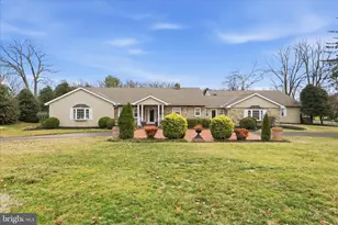 12903 Fountain Head Rd, Hagerstown, MD 21742 - Photo 2