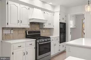 17903 Bluebell Ct, Hagerstown, MD 21740 - Photo 8