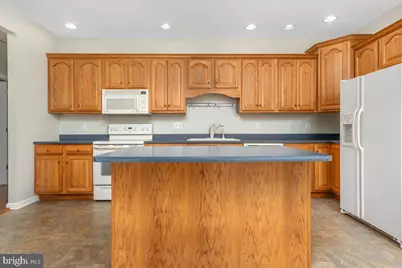 1845 Meridian Drive, Hagerstown, MD 21742 - Photo 2