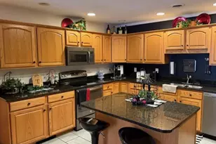 14040 Sweet Vale Dr, Hagerstown, MD 21742 - Photo 2