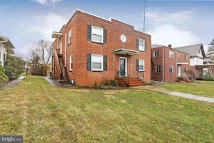 832 Potomac Ave, Hagerstown, MD 21742 - Photo 1