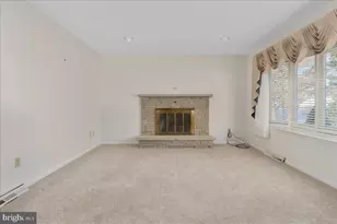 19103 Beacon Ln, Hagerstown, MD 21742 - Photo 10