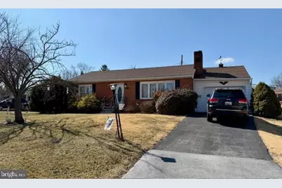 1429 Glenwood Avenue, Hagerstown, MD 21742 - Photo 1