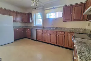 72 S Main St, Smithsburg, MD 21783 - Photo 16