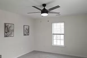 2029 Windsong Dr, Hagerstown, MD 21740 - Photo 16