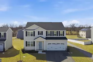 103 Charlotte St, Hagerstown, MD 21740 - Photo 1