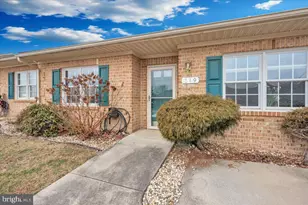 319 Sunbrook Ln, Hagerstown, MD 21740 - Photo 60