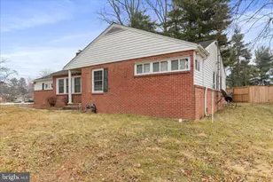 17901 Pin Oak Rd, Hagerstown, MD 21740 - Photo 2