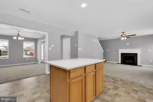 12519 Olivine Ct, Hagerstown, MD 21740 - Photo 14