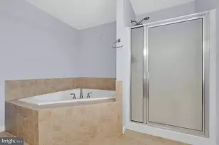 12519 Olivine Ct, Hagerstown, MD 21740 - Photo 34