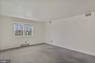 11800 Bradford Dr, Hagerstown, MD 21742 - Photo 6