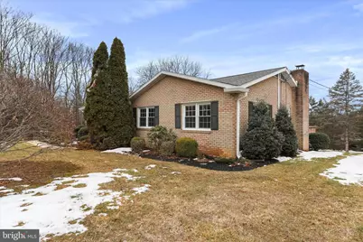 11800 Bradford Drive, Hagerstown, MD 21742 - Photo 2