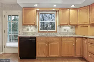 11800 Bradford Dr, Hagerstown, MD 21742 - Photo 10