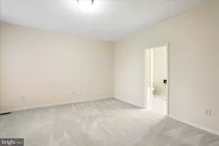 624 Trafalgar Dr, Hagerstown, MD 21742 - Photo 10