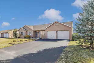 223 Montclair Ct, Hagerstown, MD 21742 - Photo 36