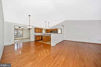 223 Montclair Court, Hagerstown, MD 21742 - Photo 8