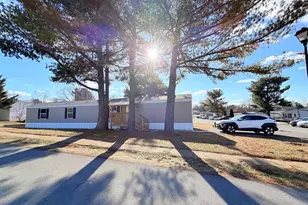 16900 Warbler Ct, Hagerstown, MD 21740 - Photo 2