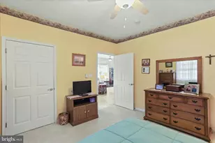 340 Sunbrook Ln, Hagerstown, MD 21741 - Photo 14