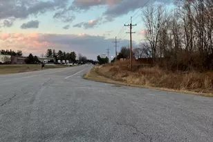 1462 Oakmont Dr, Hagerstown, MD 21740 - Photo 1