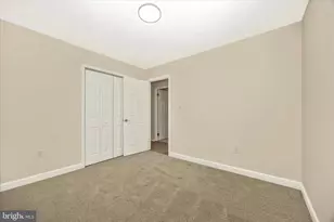 351 Yorkshire Dr, Hagerstown, MD 21740 - Photo 22