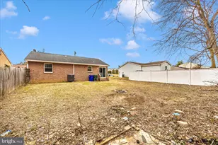 351 Yorkshire Dr, Hagerstown, MD 21740 - Photo 30