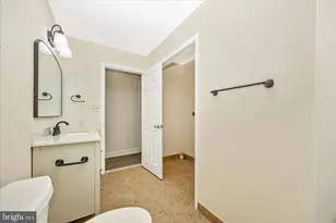 351 Yorkshire Dr, Hagerstown, MD 21740 - Photo 26