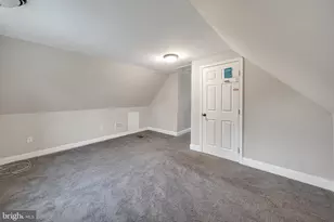 909 Beechwood Dr, Hagerstown, MD 21742 - Photo 18